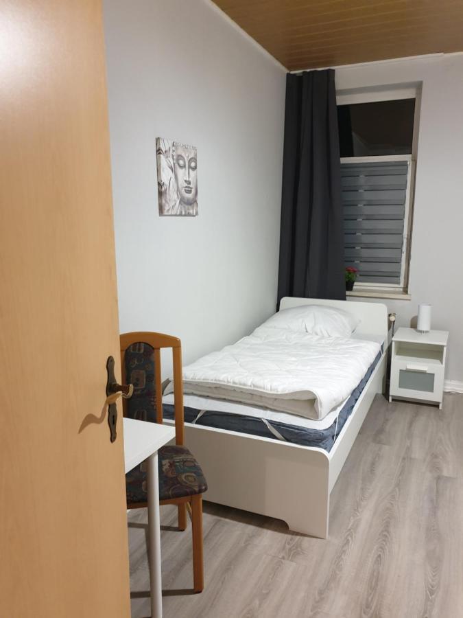 Fewo Nina 3 - Monteurwohnung Weißenfels Zewnętrze zdjęcie